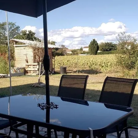 Maison Familiale - Ménage, Serviettes, Draps Inclus *